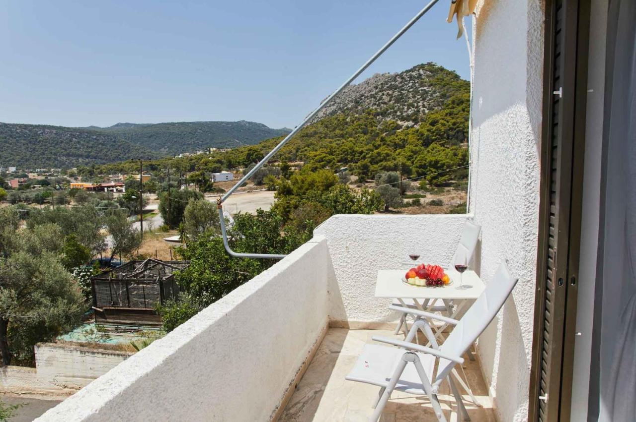Golden Star Praxitelous Apartment Agia Marina  Exterior photo
