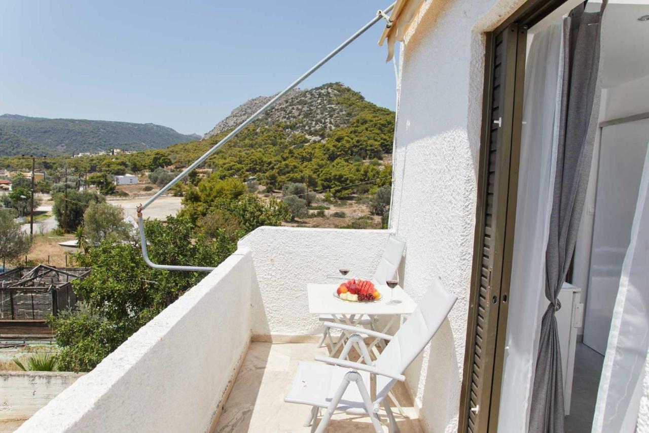 Golden Star Praxitelous Apartment Agia Marina  Exterior photo