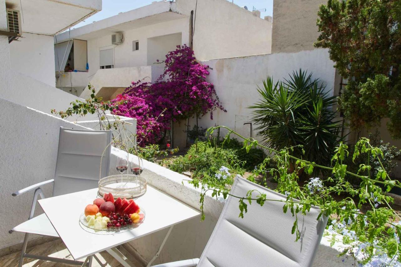 Golden Star Praxitelous Apartment Agia Marina  Exterior photo